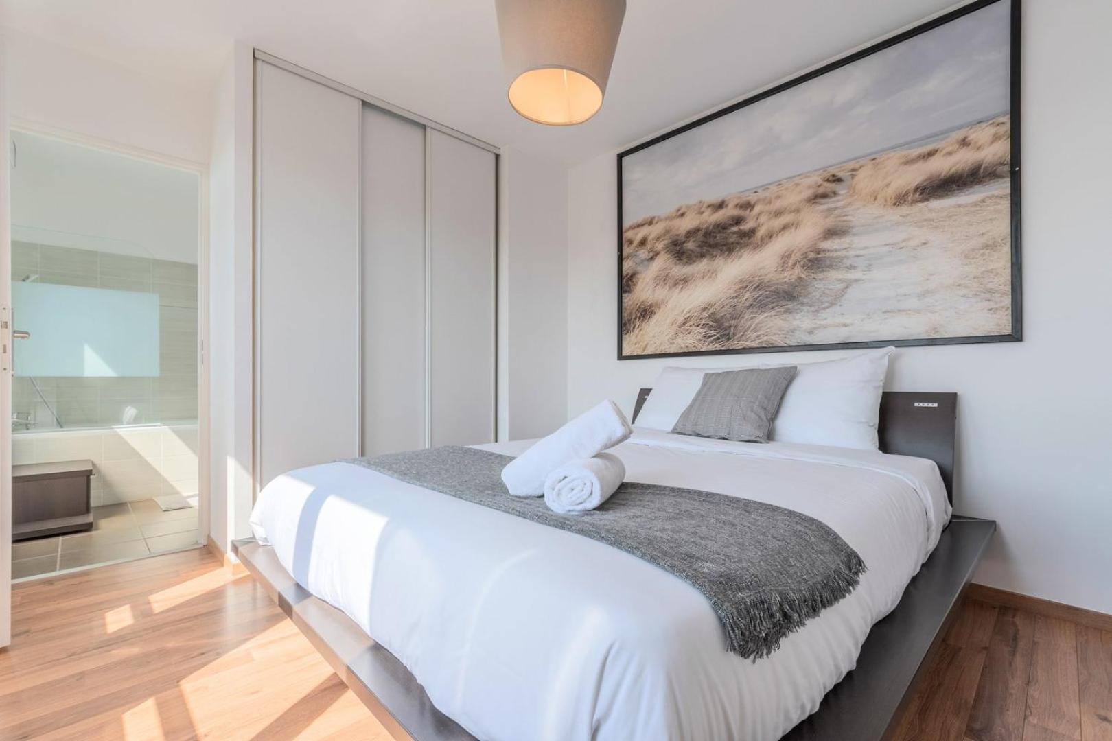 Quiet 1 Bedroom Apartment Parking Old Лилль Экстерьер фото